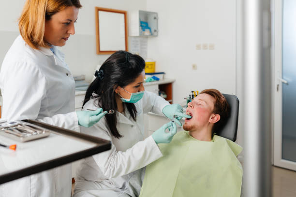 Urgent Tooth Repair in KS